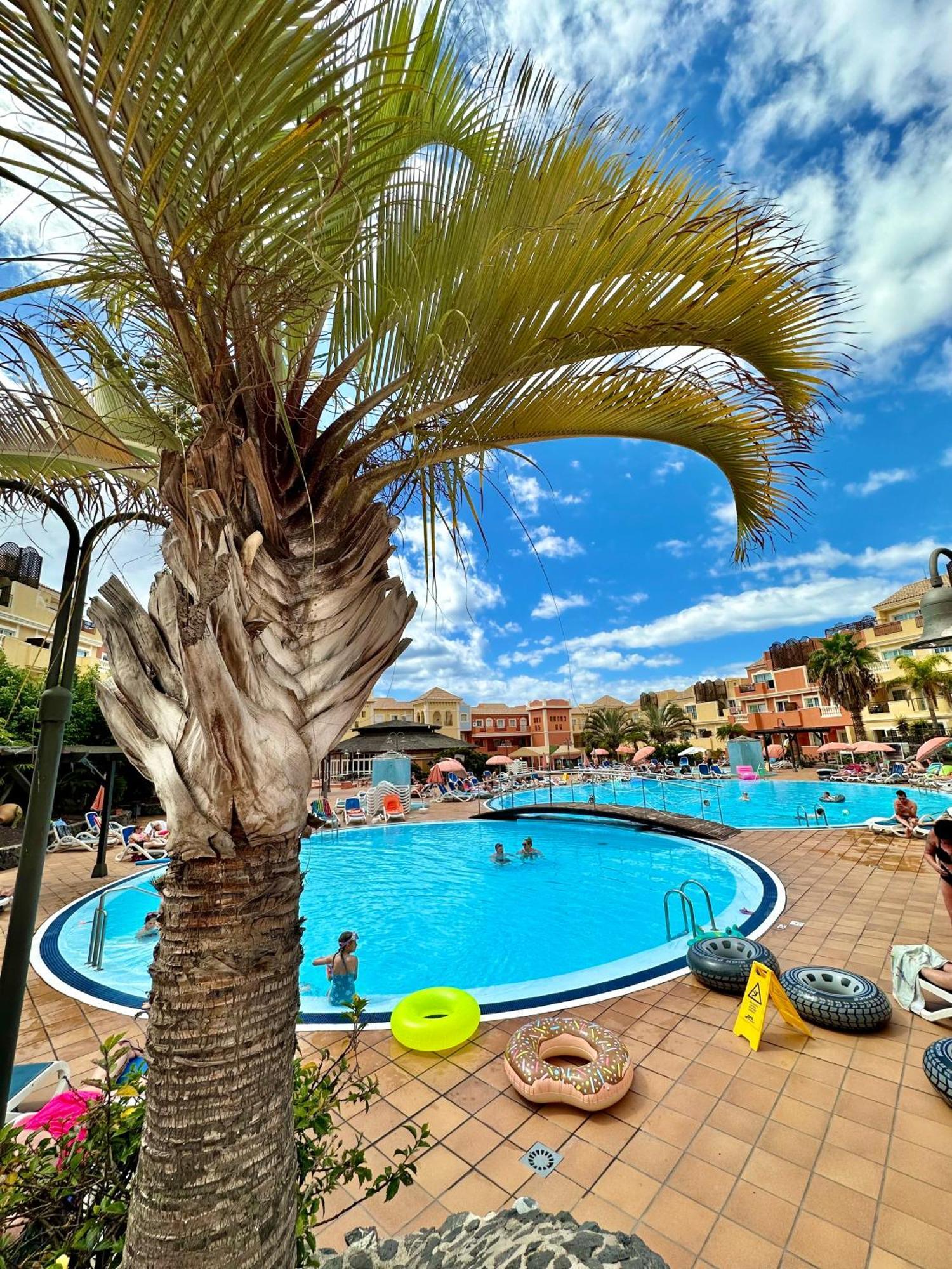 לוס כריסטיאנוס Sunny Apartment & Heated Pool מראה חיצוני תמונה